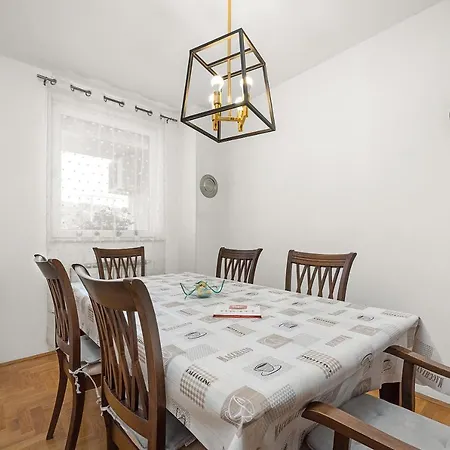 Apartman Sunny *